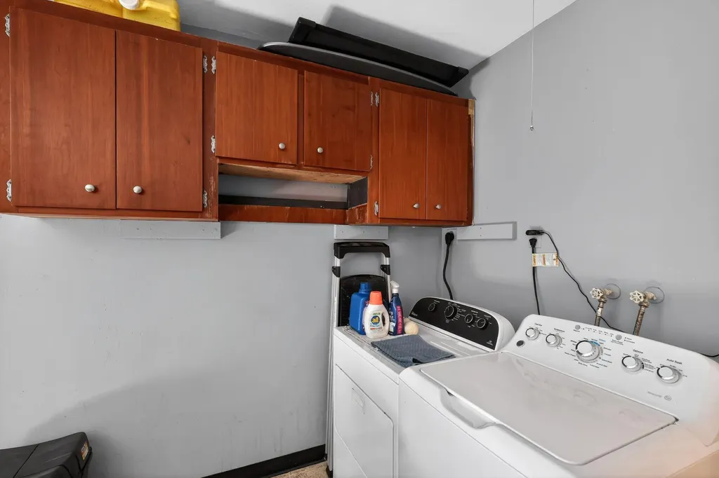 301 SE 3rd Street Deerfield Beach FL 33441