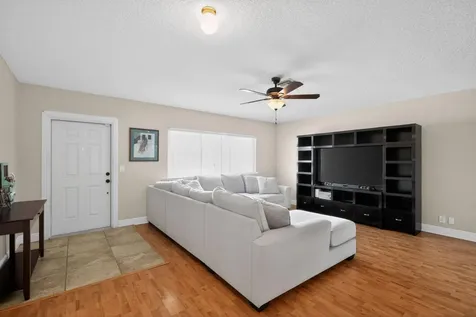 301 SE 3rd Street Deerfield Beach FL 33441