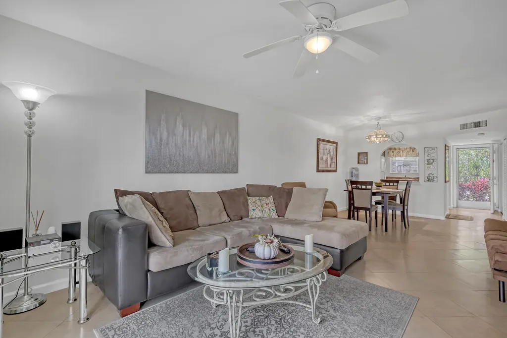 646 Snug Harbor Drive Boynton Beach FL 33435