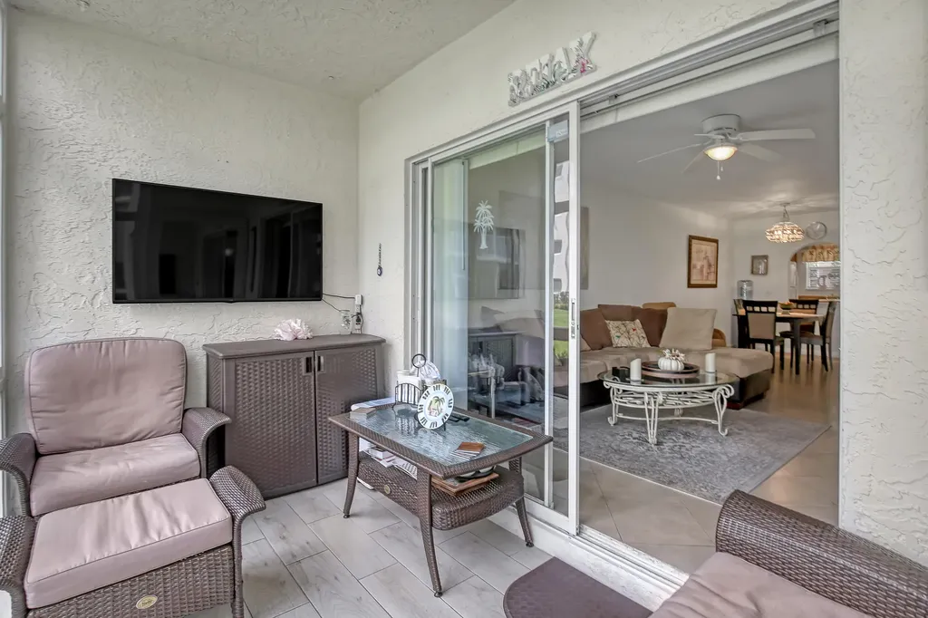 646 Snug Harbor Drive Boynton Beach FL 33435