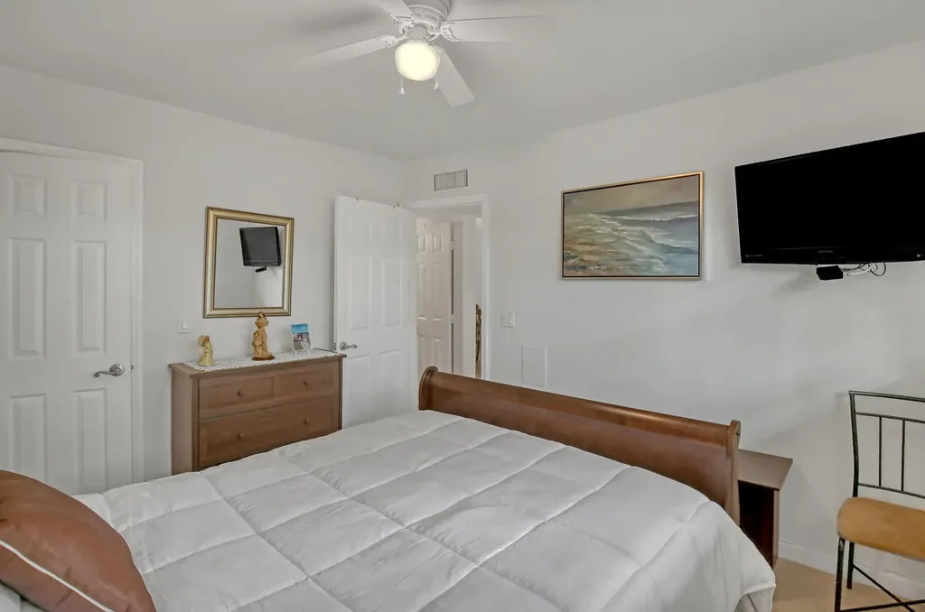 646 Snug Harbor Drive Boynton Beach FL 33435