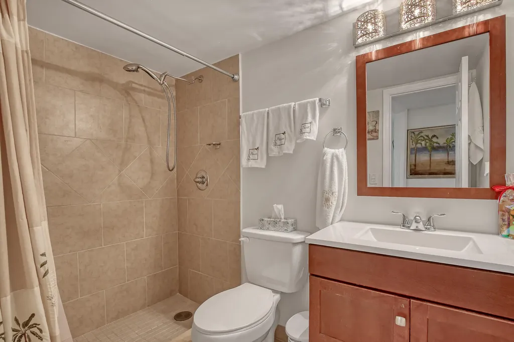 646 Snug Harbor Drive Boynton Beach FL 33435