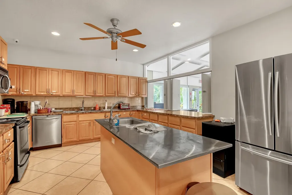 646 Snug Harbor Drive Boynton Beach FL 33435