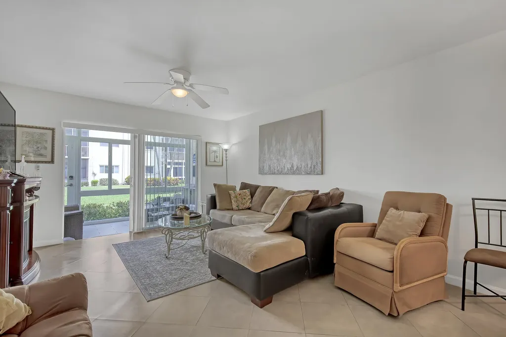646 Snug Harbor Drive Boynton Beach FL 33435