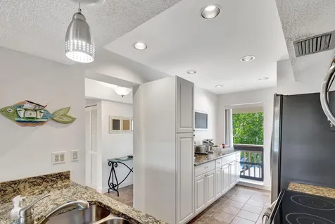 348 Brackenwood Circle Palm Beach Gardens FL 33418
