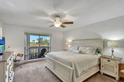 348 Brackenwood Circle Palm Beach Gardens FL 33418