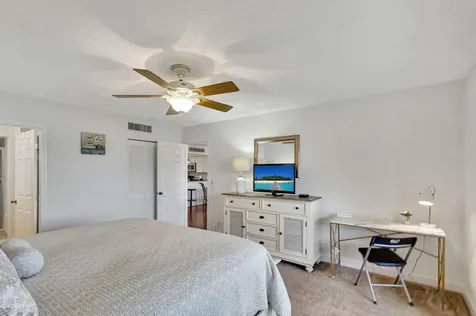 348 Brackenwood Circle Palm Beach Gardens FL 33418