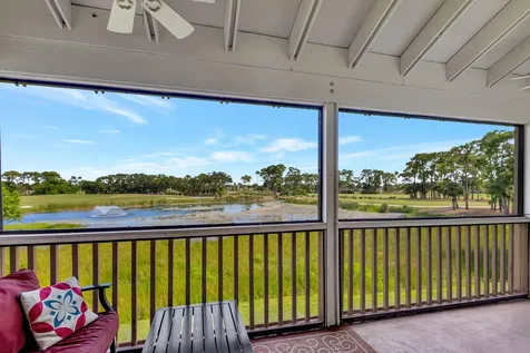 348 Brackenwood Circle Palm Beach Gardens FL 33418