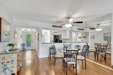 348 Brackenwood Circle Palm Beach Gardens FL 33418