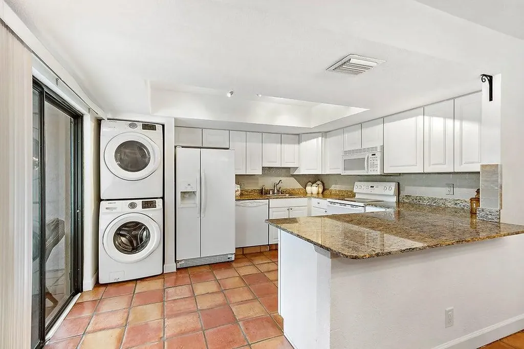 1608 Shaker Circle Wellington FL 33414