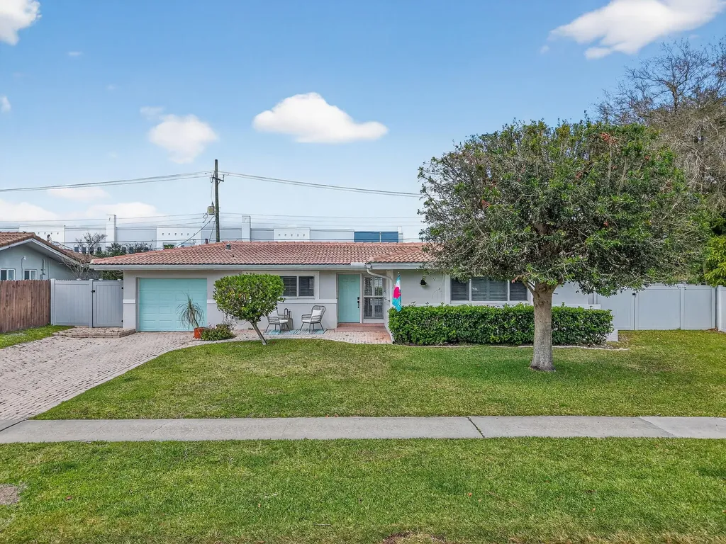 1231 SW 4th Street Boca Raton FL 33486