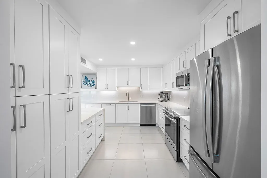 3611 Quail Ridge Drive S Boynton Beach FL 33436