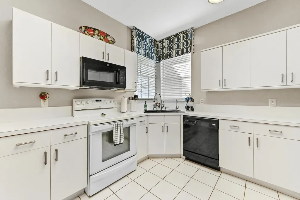7724 Mansfield Hollow Road Delray Beach FL 33446