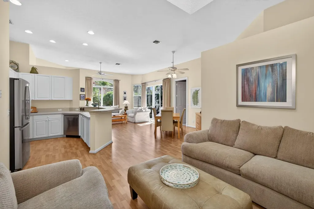 7671 Dahlia Court West Palm Beach FL 33412