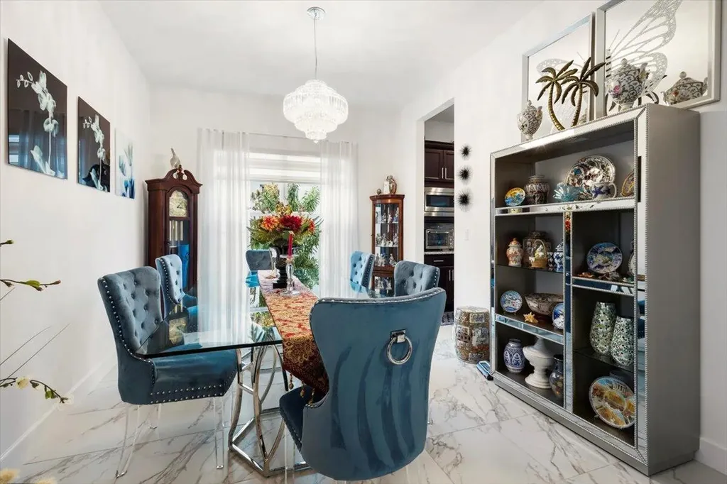 11998 SW Laguna Bay Parkway Port St Lucie FL 34987