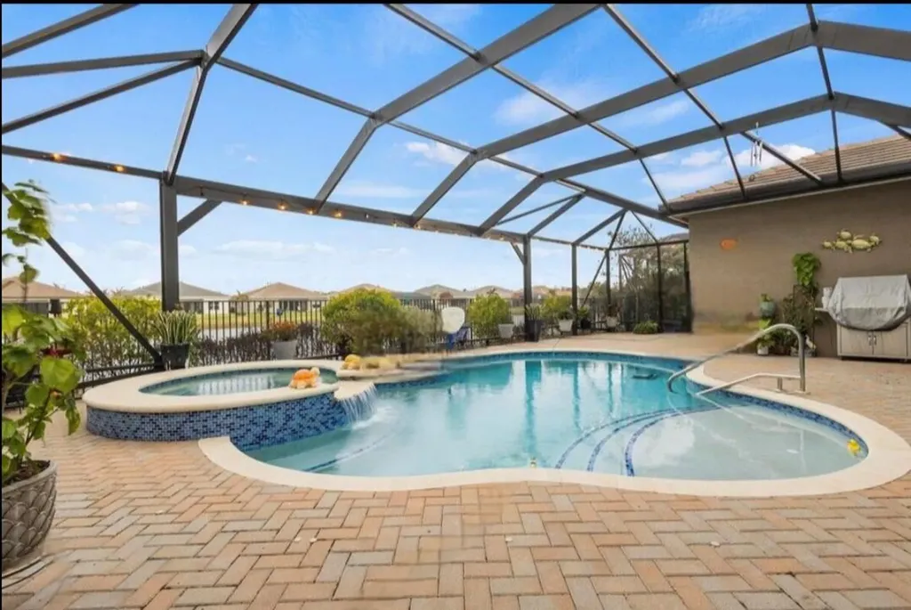 11998 SW Laguna Bay Parkway Port St Lucie FL 34987