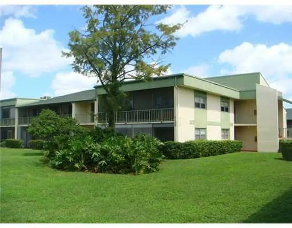 4129 NW 88th Avenue Coral Springs FL 33065