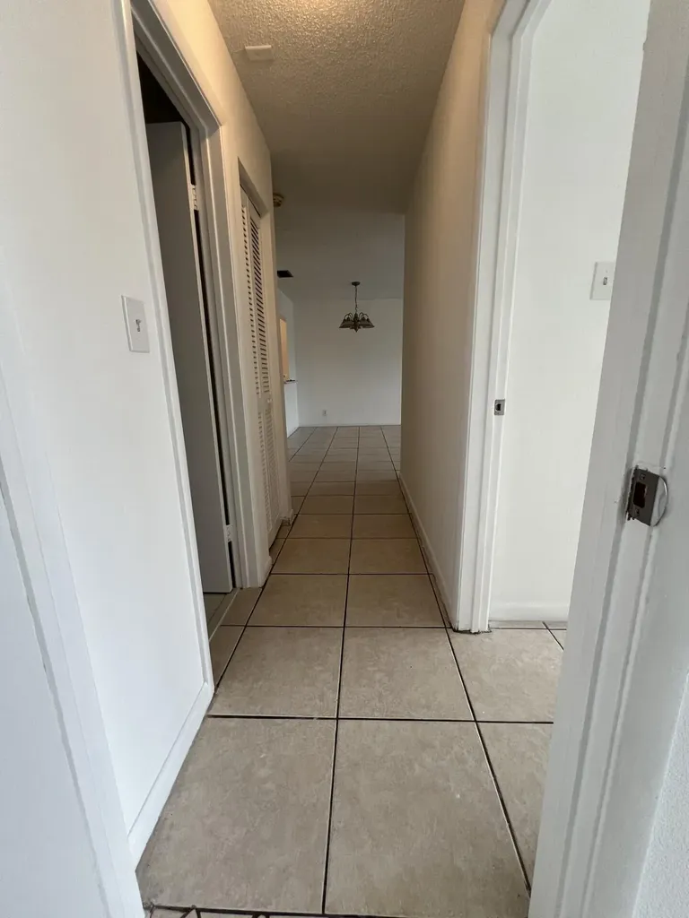 4129 NW 88th Avenue Coral Springs FL 33065