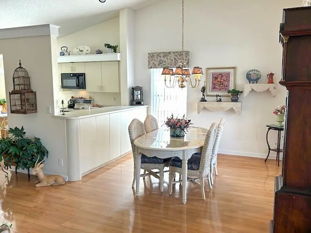 10415 S Circle Lake Drive Boynton Beach FL 33437