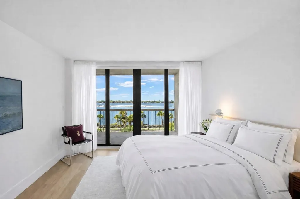 3250 S Ocean Boulevard Palm Beach FL 33480