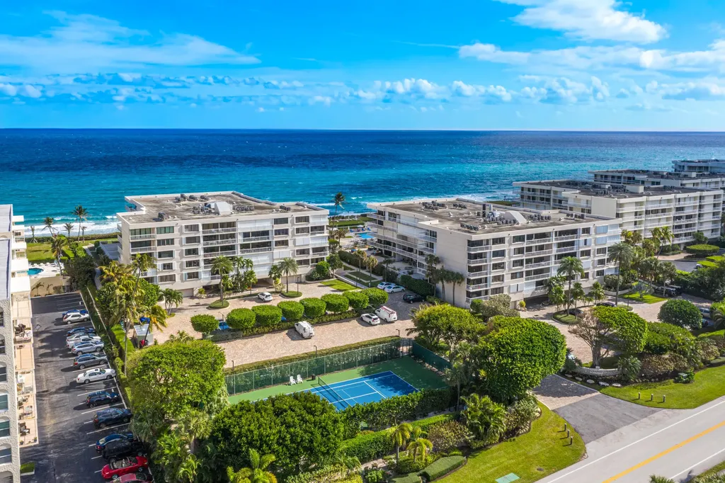 3250 S Ocean Boulevard Palm Beach FL 33480