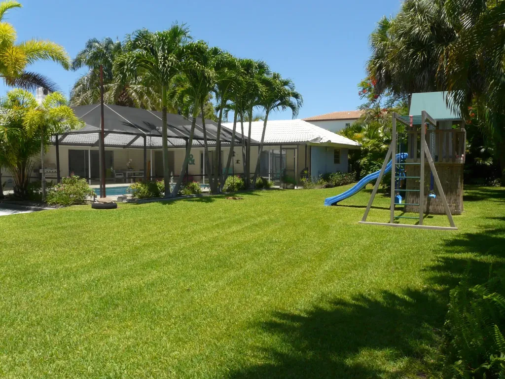 1120 SW 15th Street Boca Raton FL 33486