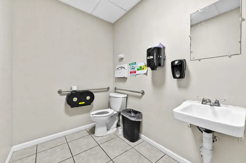 4050 Westgate Avenue West Palm Beach FL 33409