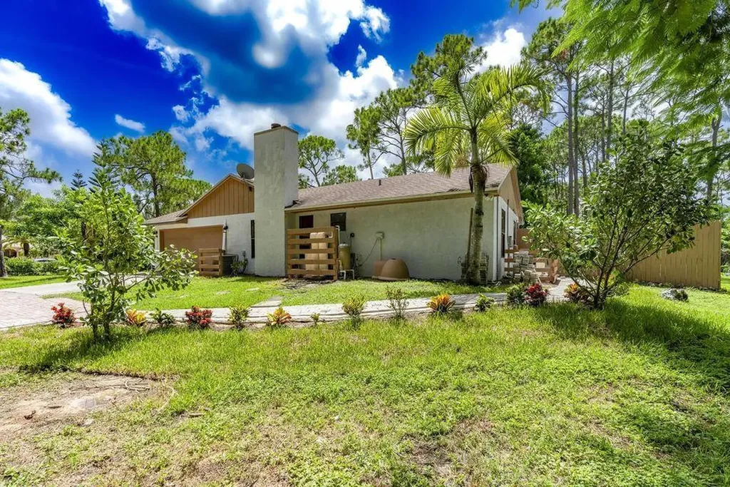 15211 60th Place N Loxahatchee FL 33470