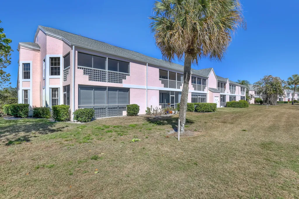 402 Muirfield Court Jupiter FL 33458
