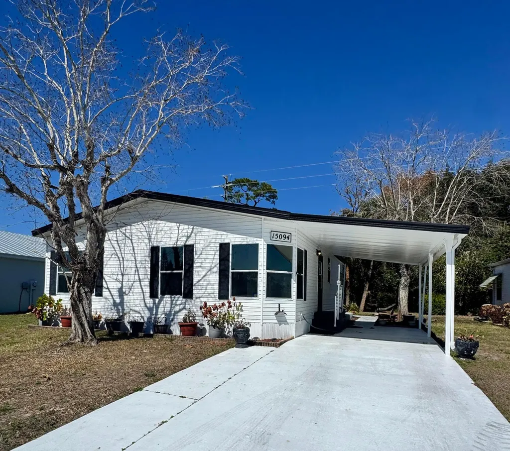 15094 Agulia Avenue Fort Pierce FL 34951