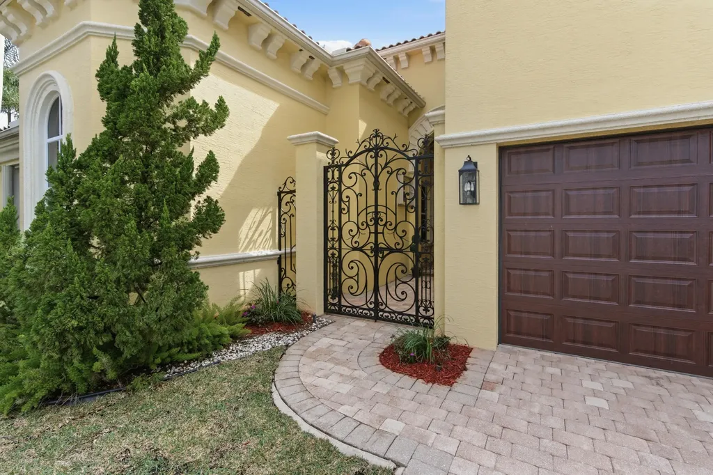 2200 Widener Terrace Wellington FL 33414