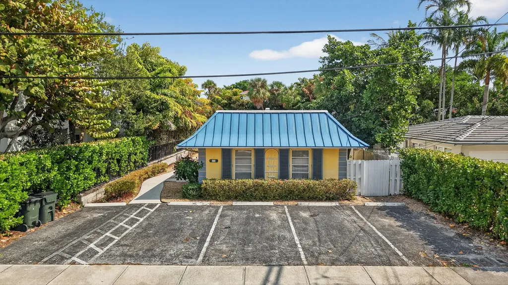 111 SE 7th Avenue Delray Beach FL 33483