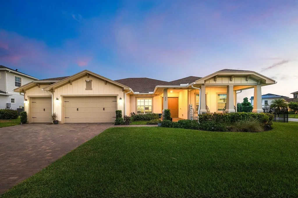 962 Castaway Court Loxahatchee FL 33470