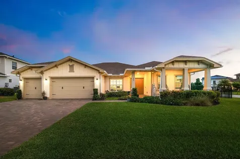 962 Castaway Court Loxahatchee FL 33470