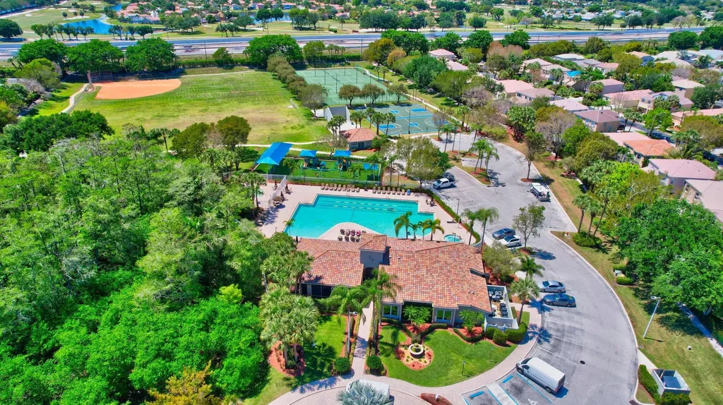 6584 Marbletree Lane Lake Worth FL 33467