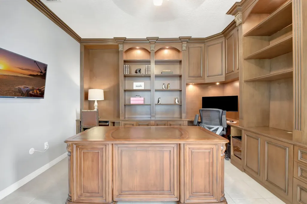 6584 Marbletree Lane Lake Worth FL 33467