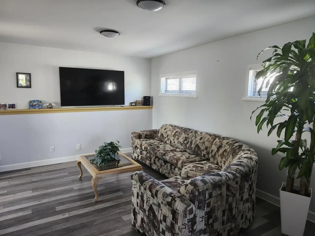 5500 SW SW 37th Street Davie FL 33314