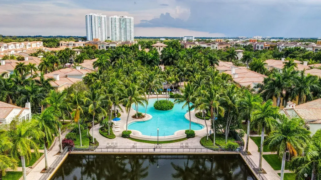 12631 NW 32nd Place Sunrise FL 33323