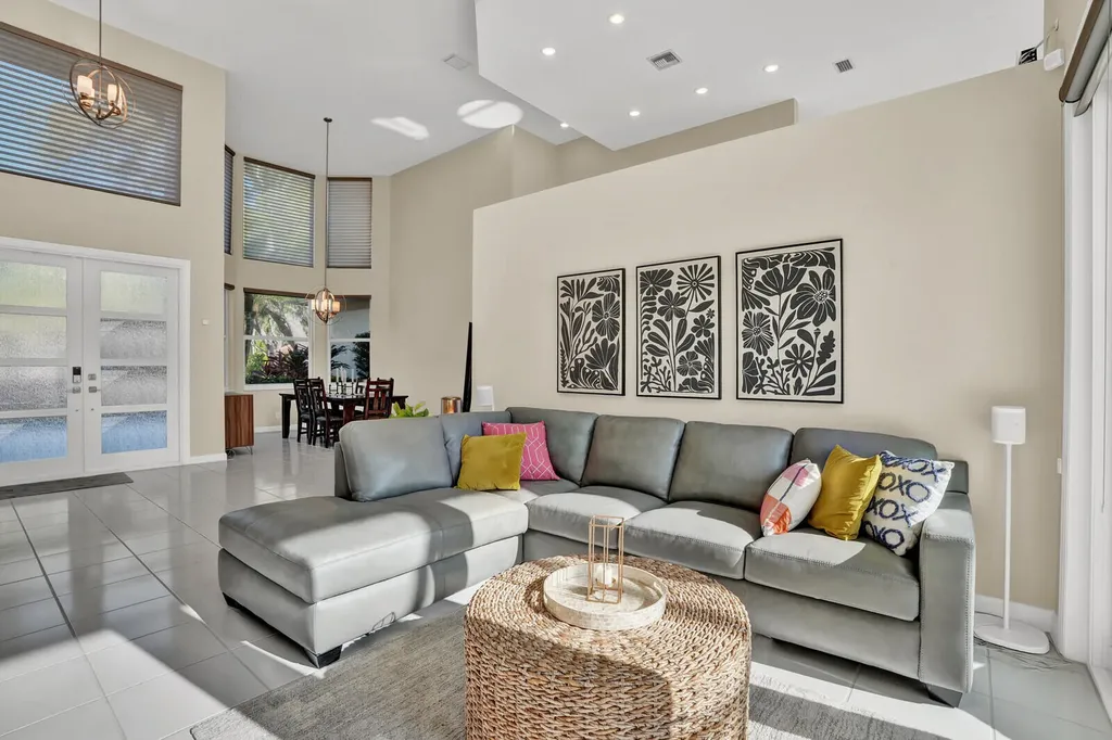 142 Corinthian Circle Jupiter FL 33458