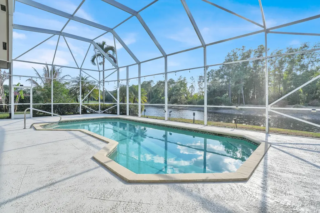 142 Corinthian Circle Jupiter FL 33458
