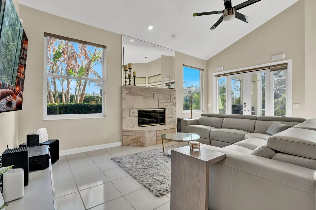 142 Corinthian Circle Jupiter FL 33458