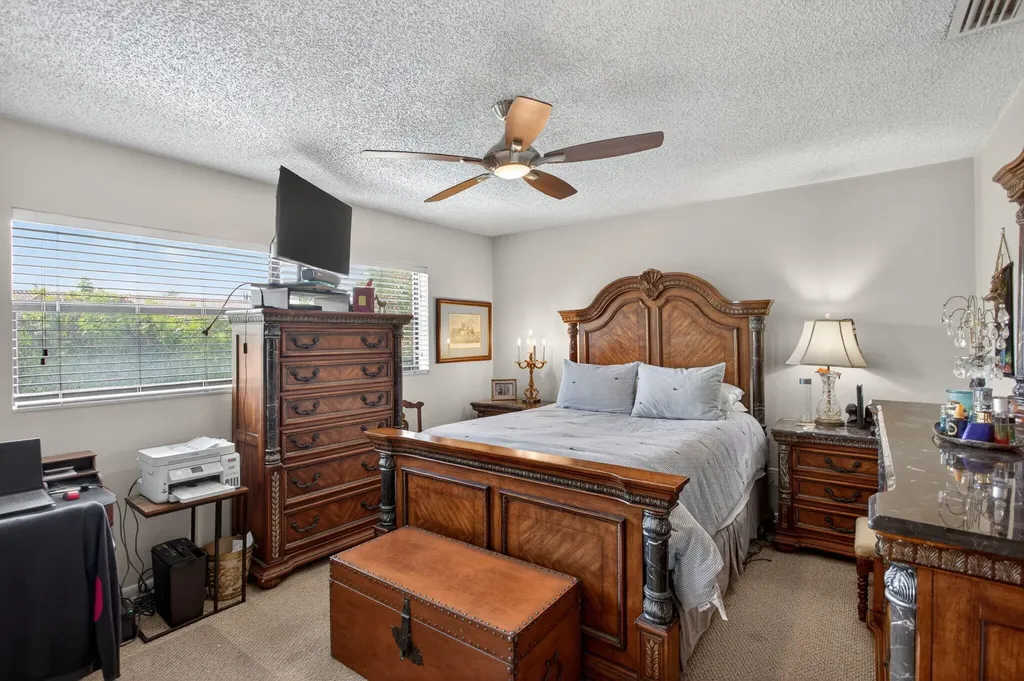2122 NE 44th Street Lighthouse Point FL 33064