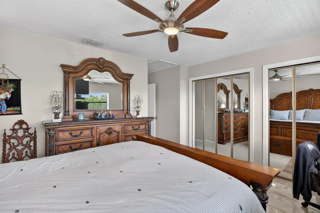 2122 NE 44th Street Lighthouse Point FL 33064