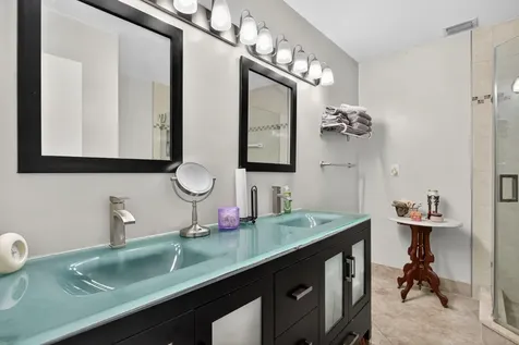 2122 NE 44th Street Lighthouse Point FL 33064
