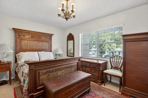 2122 NE 44th Street Lighthouse Point FL 33064