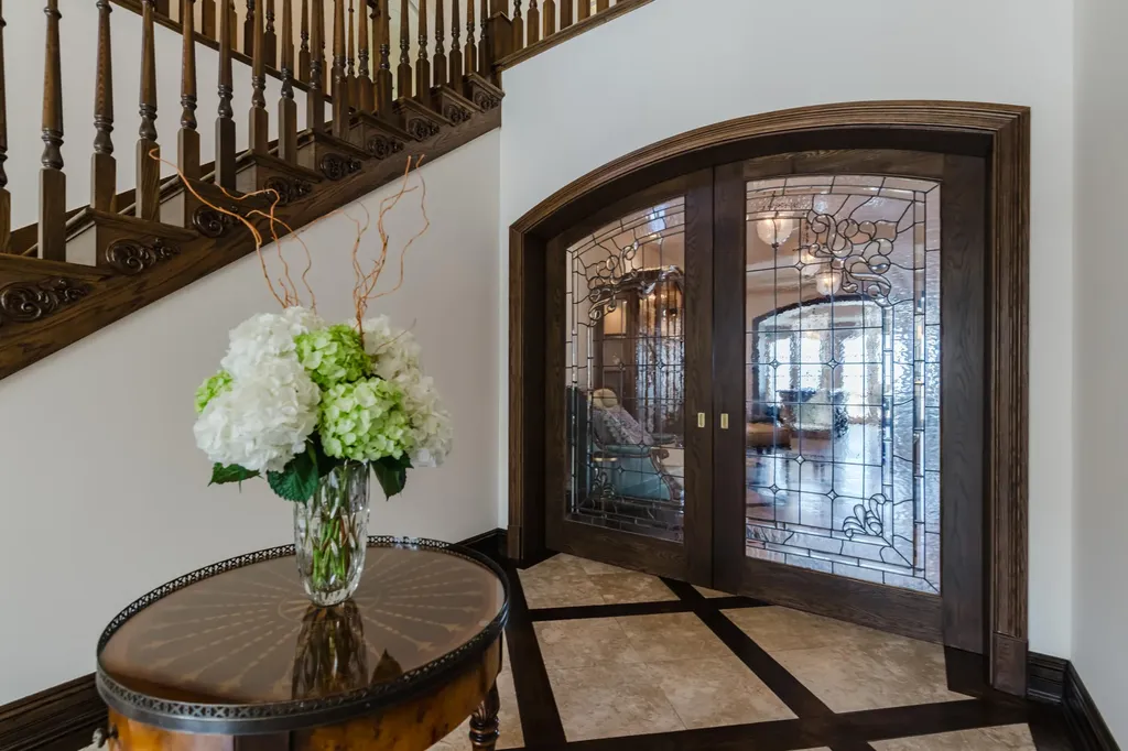 19 N Beach Road Jupiter Island FL 33455