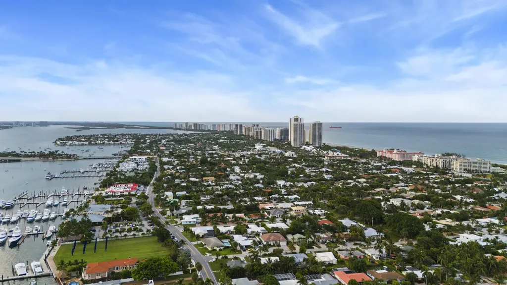 125 Cascade Lane Palm Beach Shores FL 33404