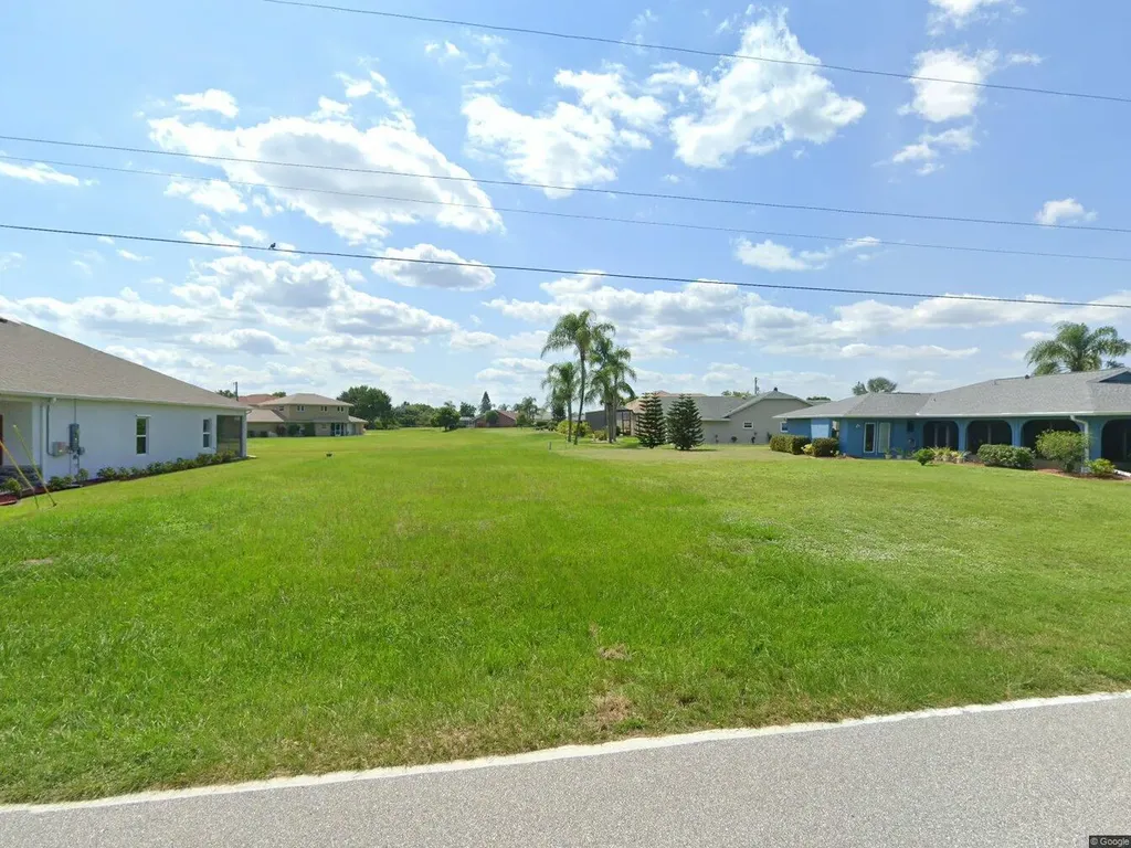 1630 Nuremberg Boulevard Punta Gorda FL 33983