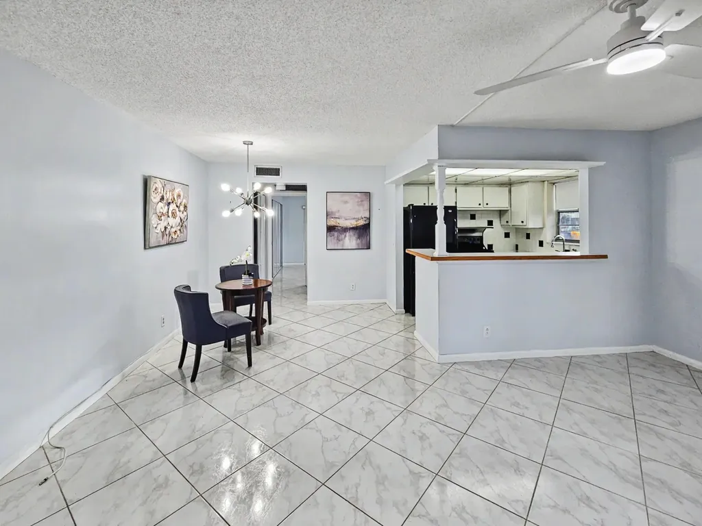 259 Windsor L West Palm Beach FL 33417