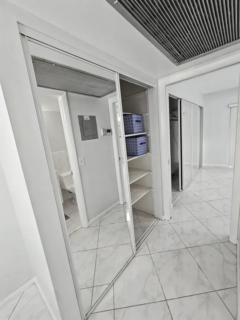 259 Windsor L West Palm Beach FL 33417